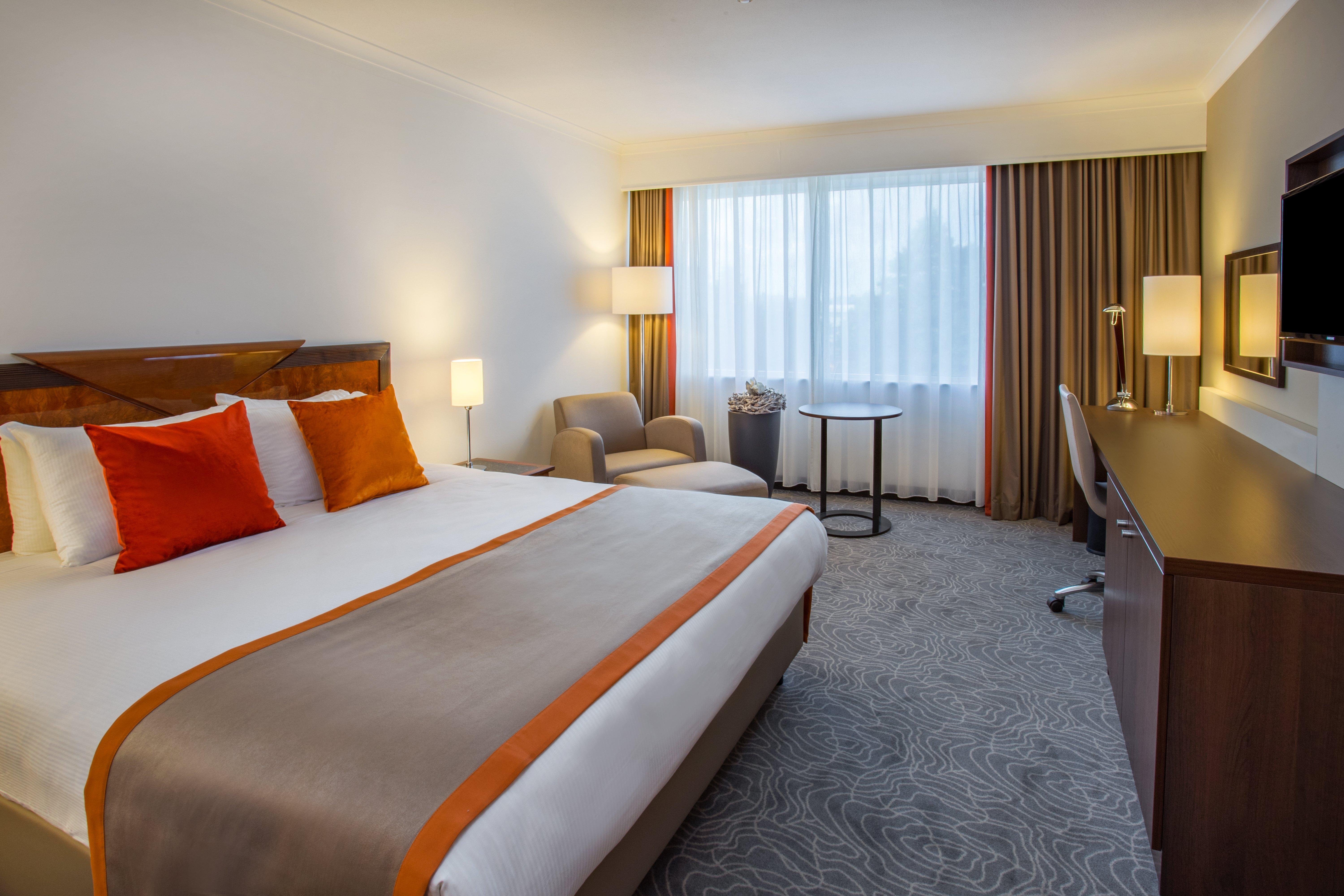 Crowne Plaza Amsterdam Airport Hotel Hoofddorp Bagian luar foto