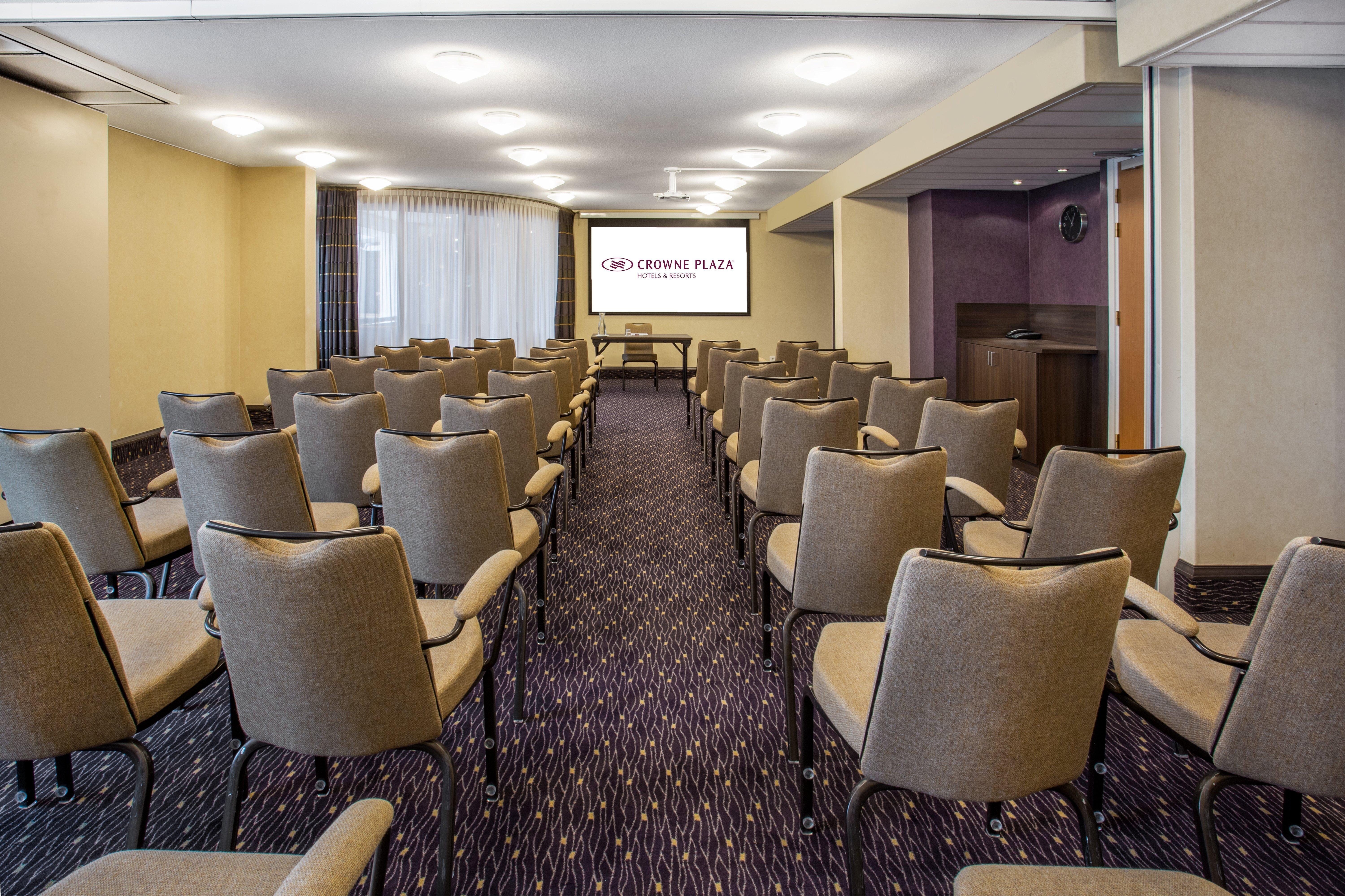 Crowne Plaza Amsterdam Airport Hotel Hoofddorp Bagian luar foto
