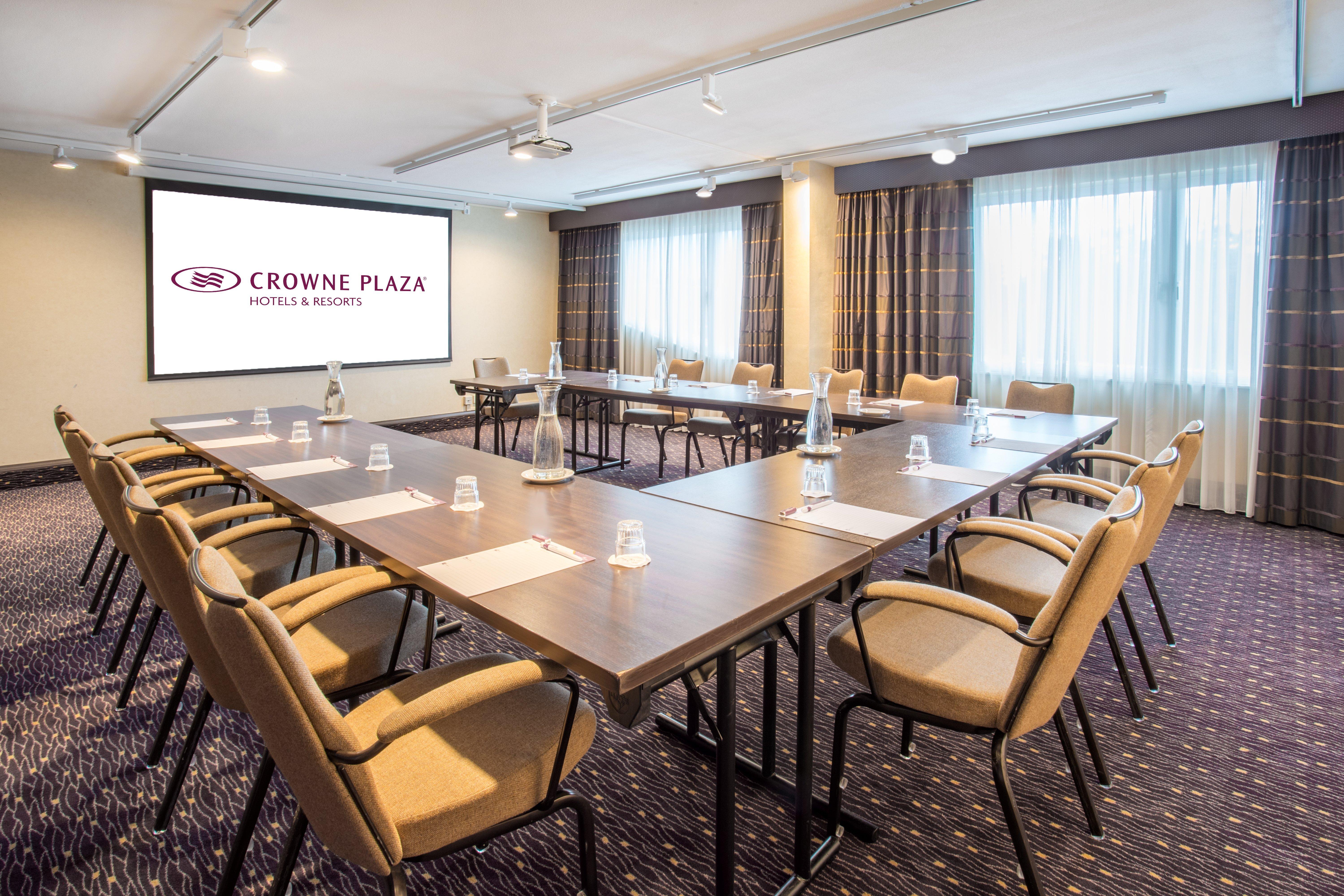 Crowne Plaza Amsterdam Airport Hotel Hoofddorp Bagian luar foto