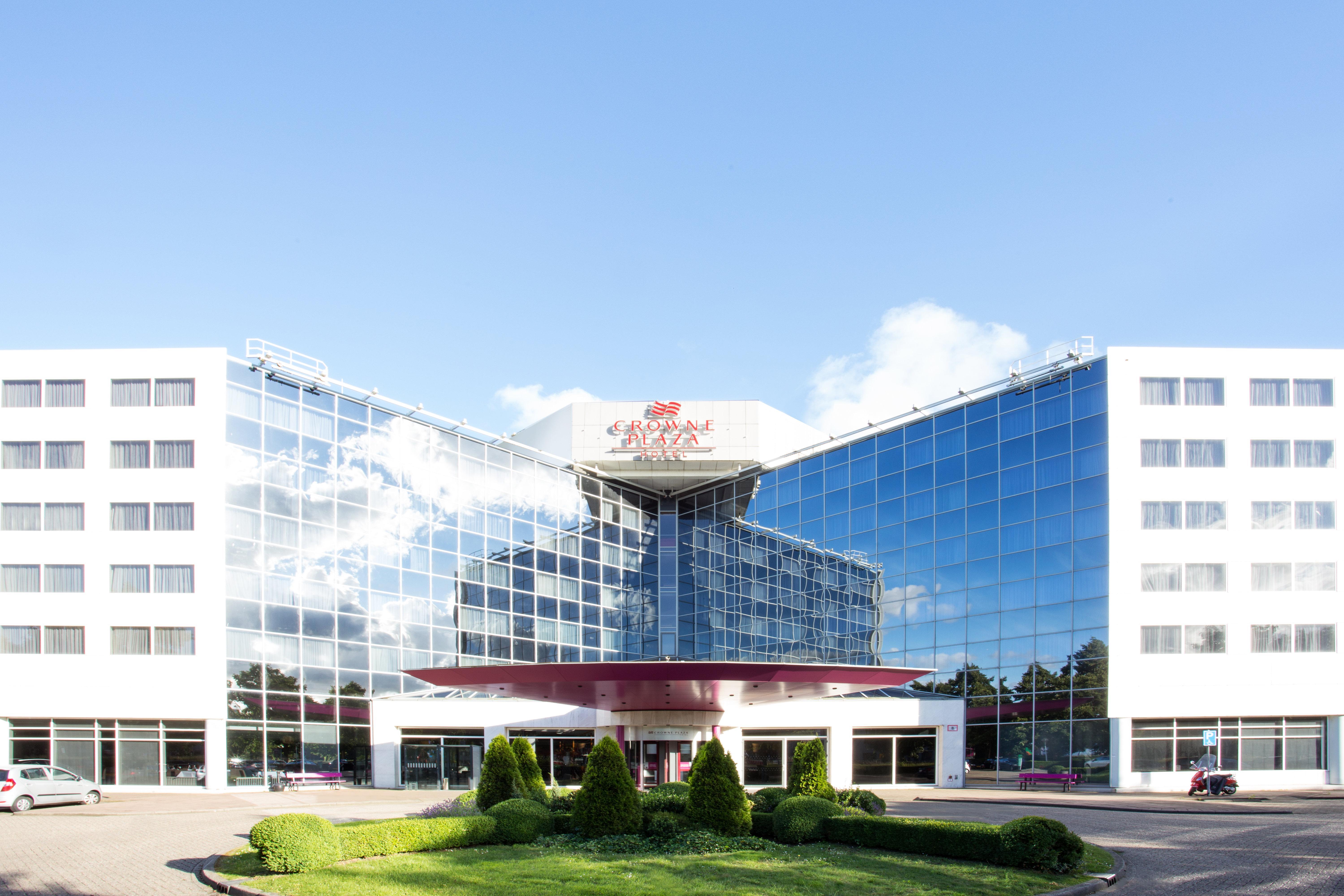 Crowne Plaza Amsterdam Airport Hotel Hoofddorp Bagian luar foto