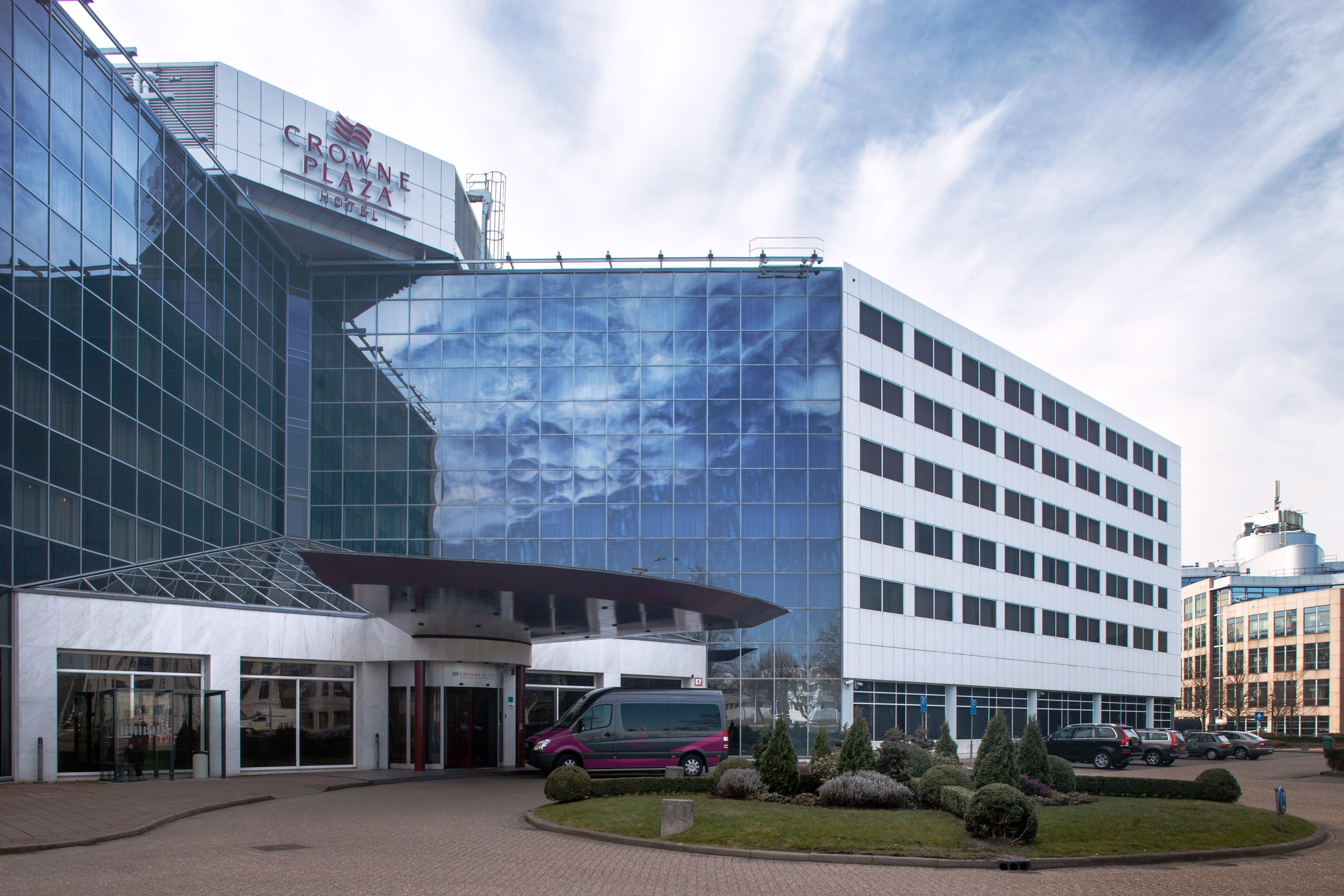 Crowne Plaza Amsterdam Airport Hotel Hoofddorp Bagian luar foto