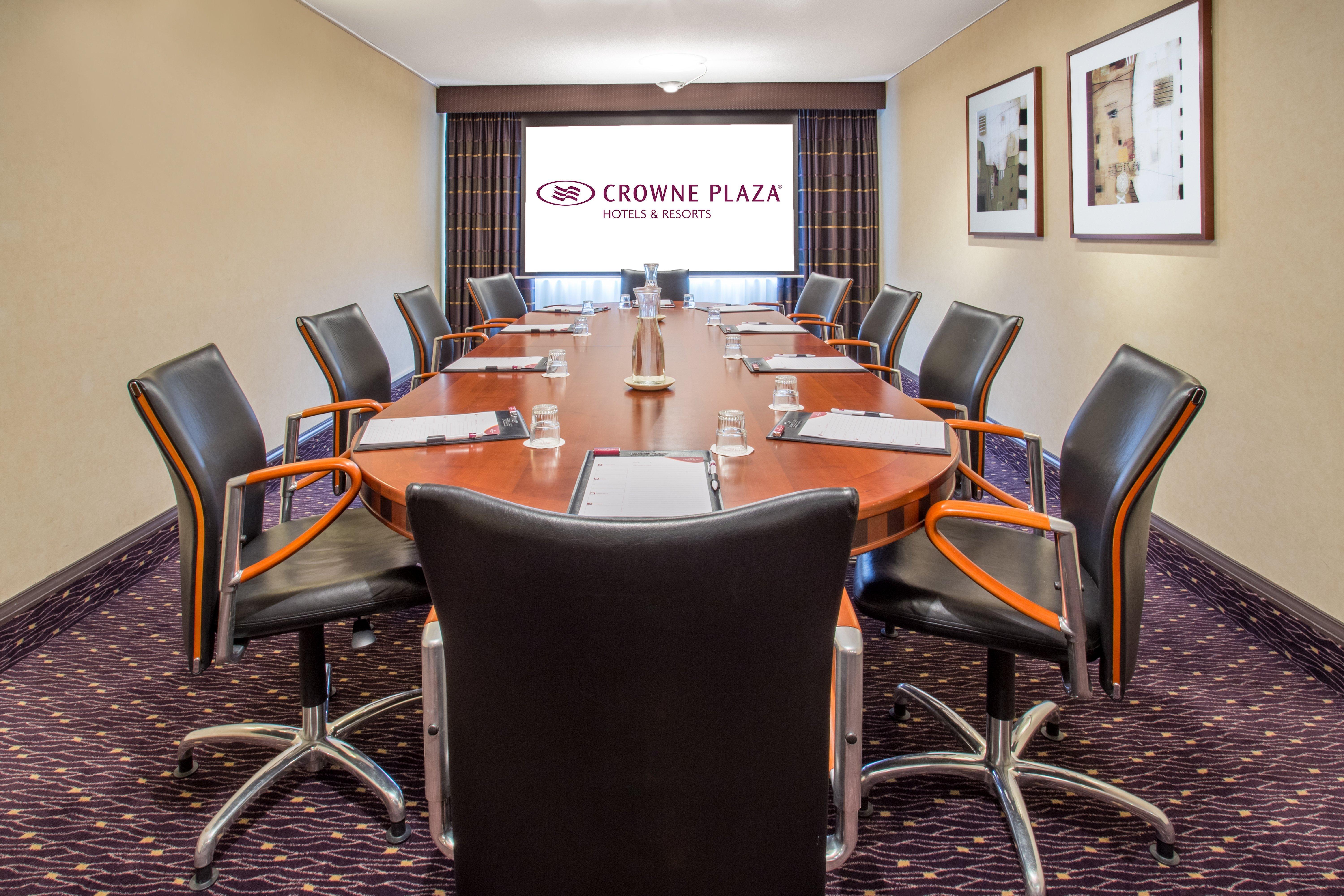 Crowne Plaza Amsterdam Airport Hotel Hoofddorp Bagian luar foto