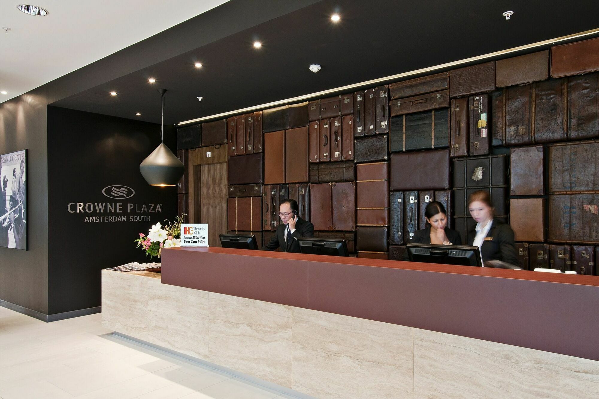 Crowne Plaza Amsterdam Airport Hotel Hoofddorp Bagian luar foto